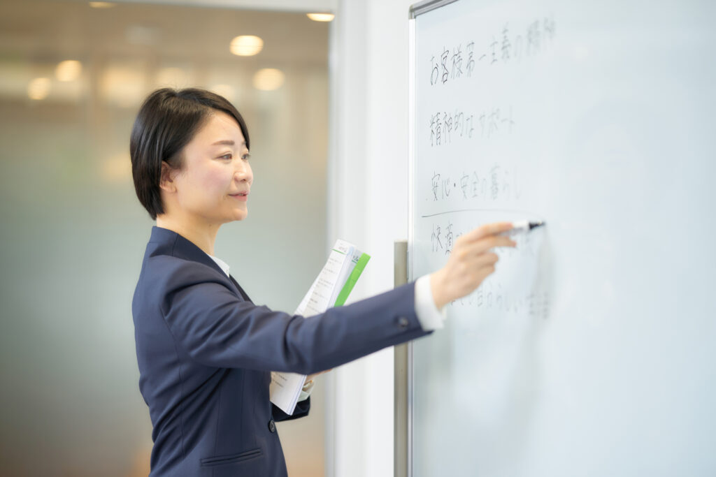 アズパートナーズが求めている介護人材とは？